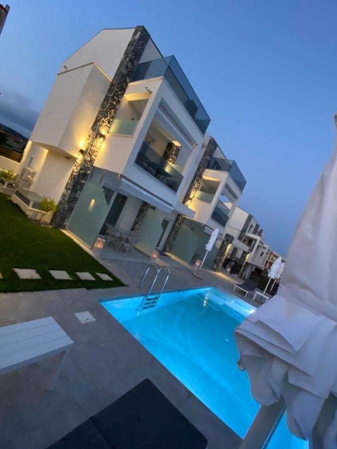 Interni Luxury Living Apartment Nikiti  Exterior photo